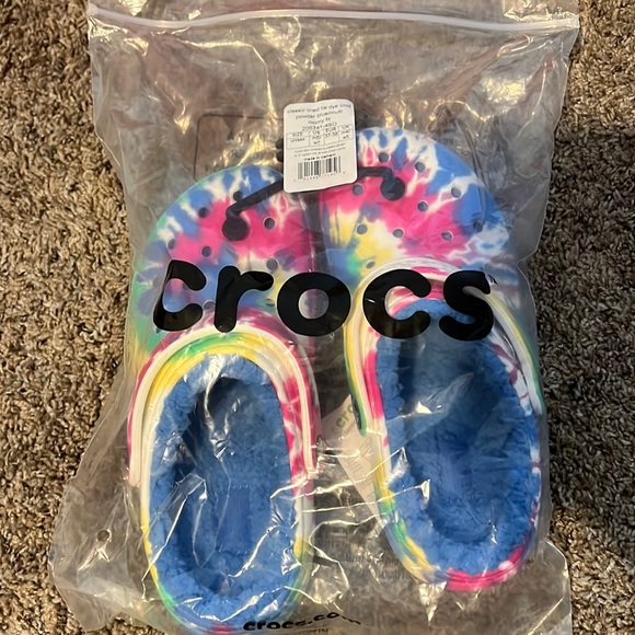 CROCS Shoes - BRAND NEW
